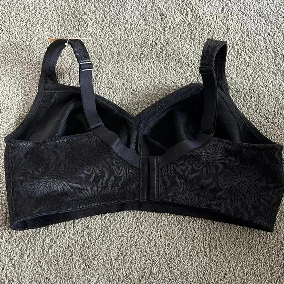 (47) NWT wings love full  coverage plus size bra - Picture 3 of 4